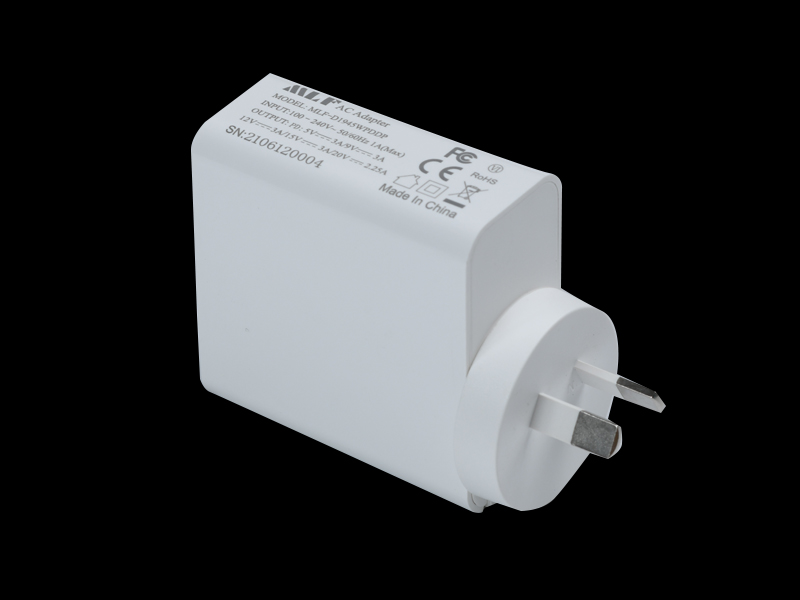  D19 PD45W 澳規(guī)可轉換充電器